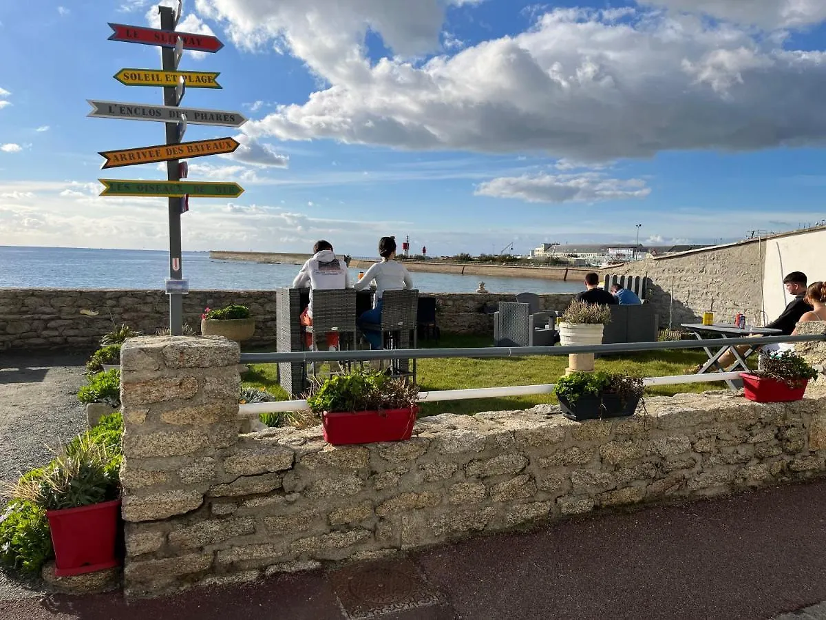 La Rose Des Sables Hotel Treffiagat Guest house